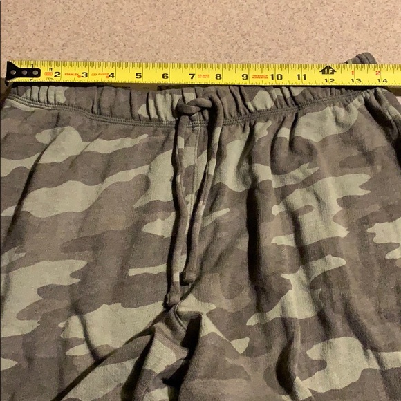 Camouflage Camo jogger lightweight sweatpants - Picture 3 of 3
